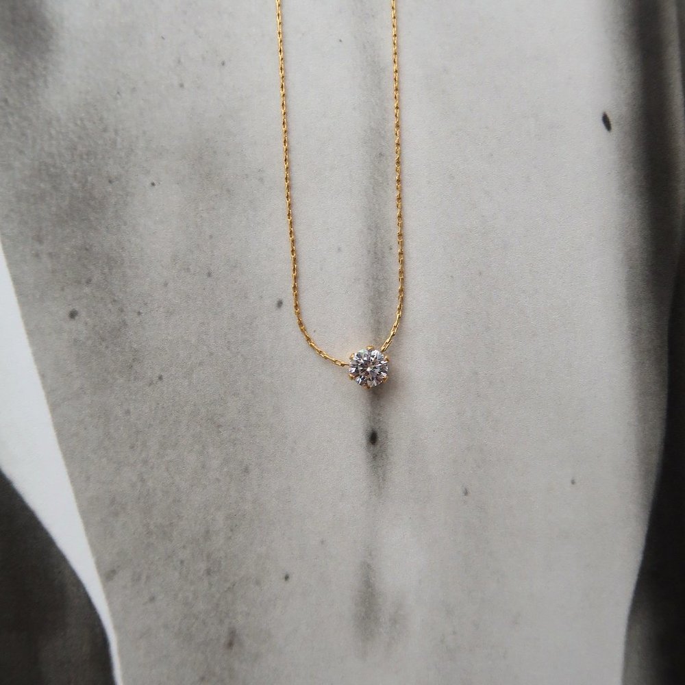 NEW Solitaire Diamond 18K Gold Plated Necklace - Picture 5 of 13